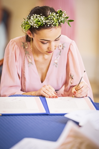 Photographe mariage Paris signature témoin mariée mairie